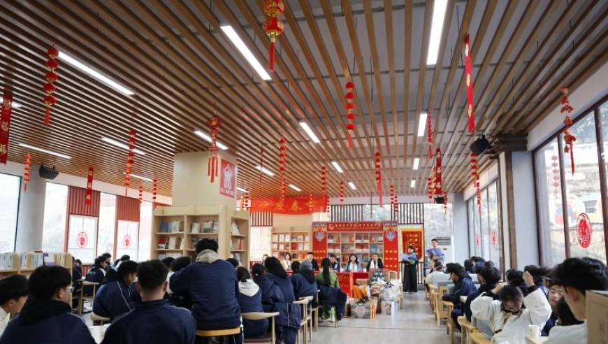 美国国际开发署将裁减人员,澳门今晚开码公开资料,创新典义解读_精英版V2.58