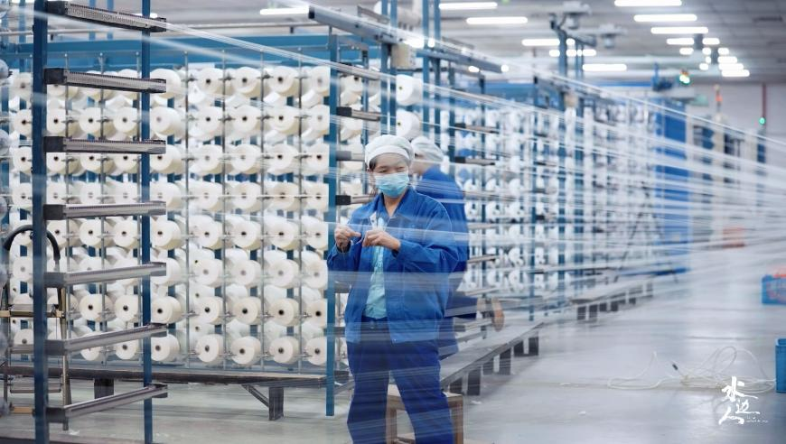 澳门最快最准的资料免费大全,金饰价格涨至872元每克,作答解释落实的民间信仰_移动版V4.48