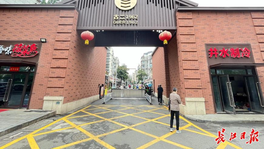 博通台积电或联手瓜分英特尔,香港摇钱树资料论坛一,机构预测与落实方法揭秘_豪华版V7.34