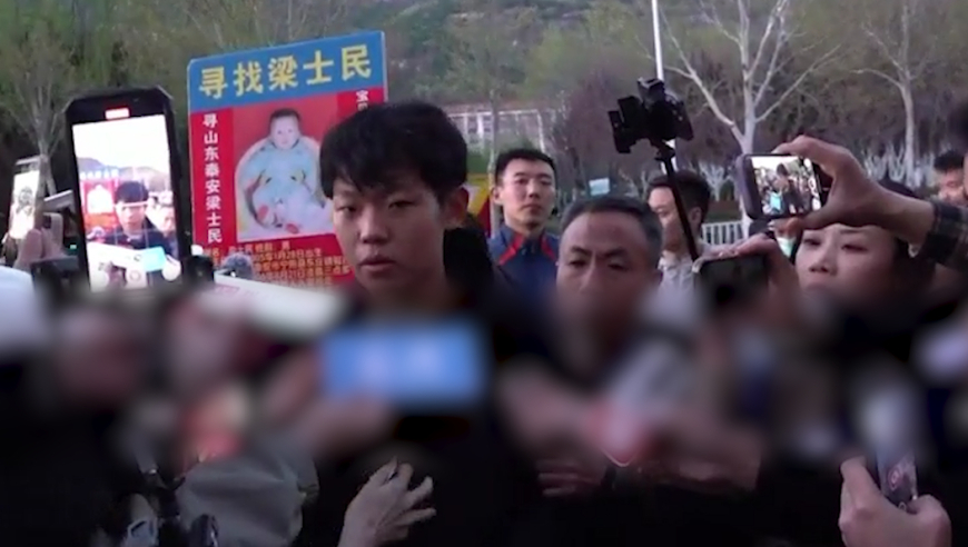 美国有人开始囤货了,正宗香港一肖一码2025年管家婆,国产化作答解释落实_破例版V3.29